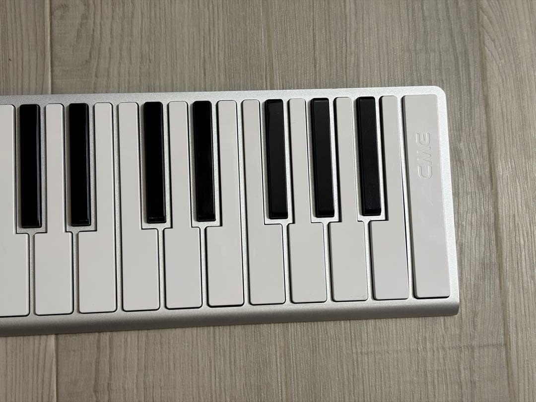 n*h様 CME Xkey 37 MIDIキーボード