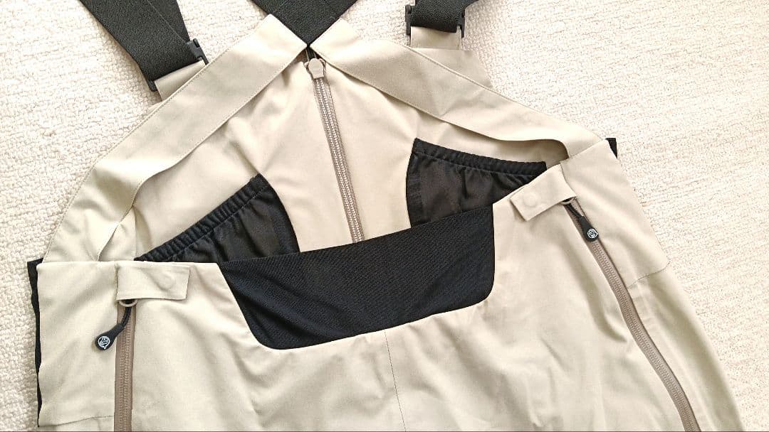 美品 unfudge アンファッジ PEEP BIB PANTS ベージュ