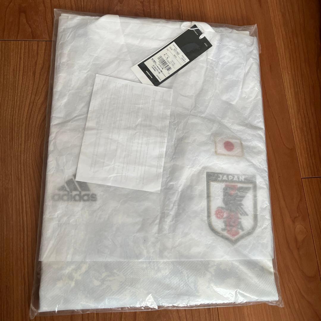 サッカー日本代表　アウェイユニフォーム