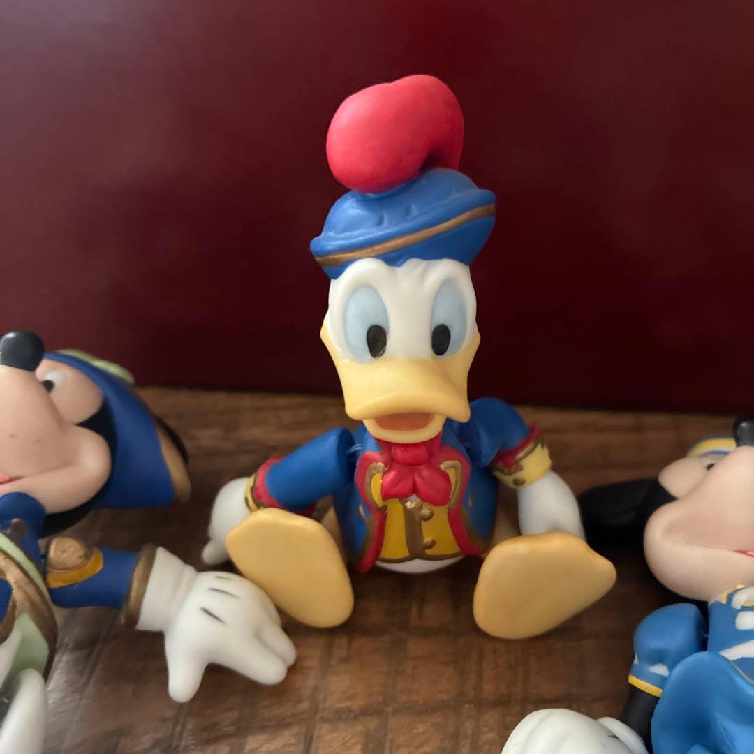 ディズニーシー✴︎Open記念陶器ミッキー他4体セット木箱入り❣️人形に傷なし