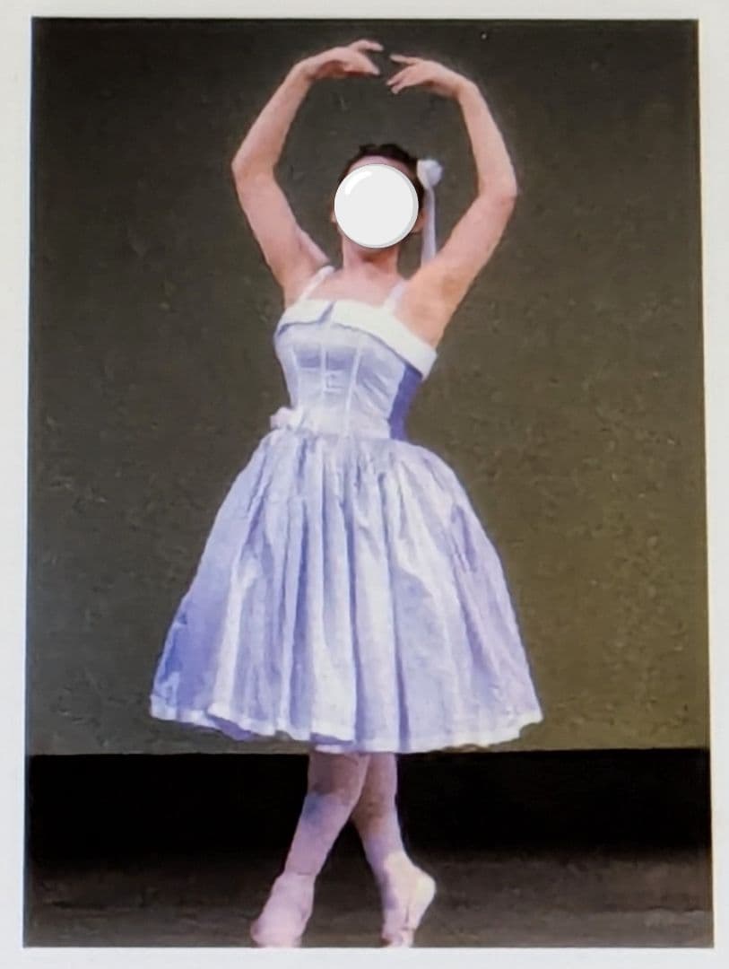 バレエ衣裳/サテンフレアスカート。5着セット　頭飾り付き。