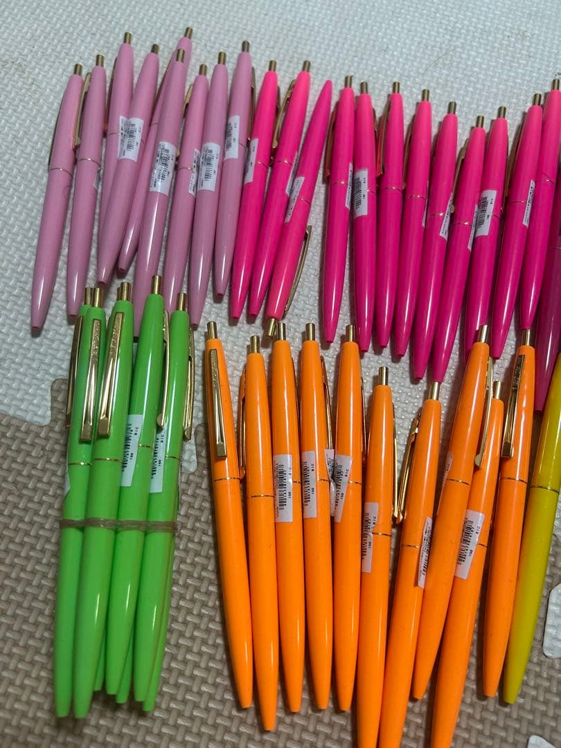 Bicカラフルボールペンセット 62本セット