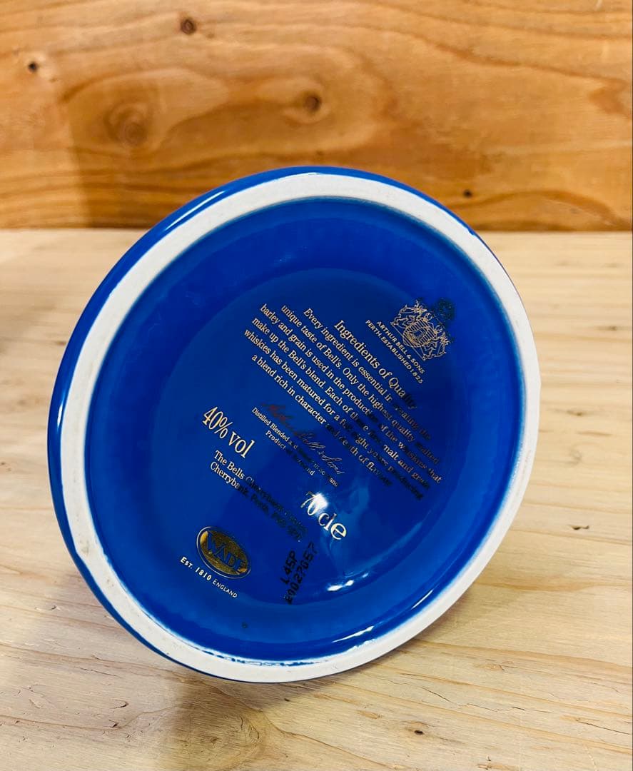 未開栓 BELL`S 8年 クイーンエリザベス 生誕75周年 スコッチウィスキー