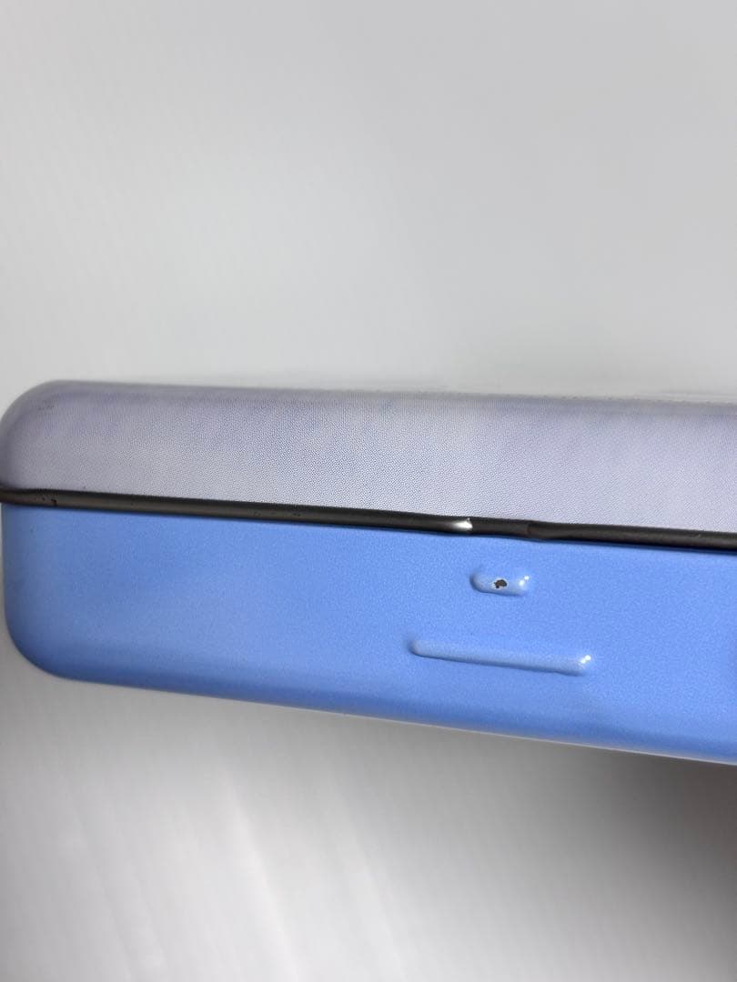 北海道限定　ハローキティ　雪うさぎ　缶入りメモ　平成レトロ　サンリオ　ご当地