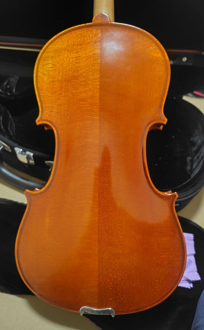 イーストマン　4/4 バイオリン本体　ケース付き 付属品あり