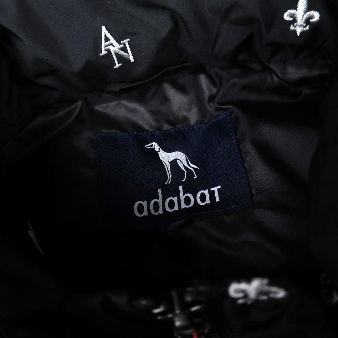 adabat エンブロイダリー モノグラム 中綿ベスト M