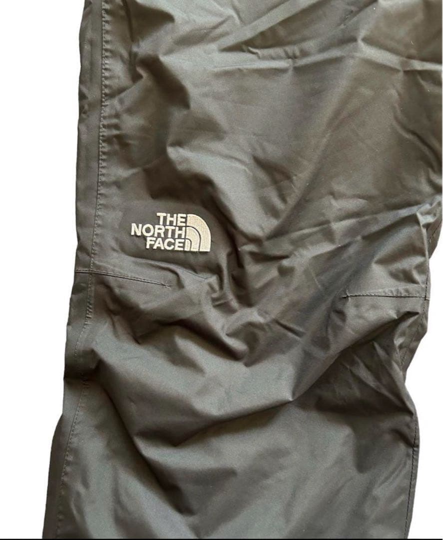 【新品】キッズ XXS☆The North Face スノーウェア パンツ　防寒