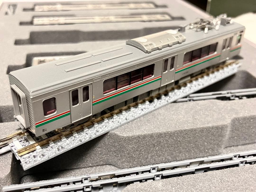 【美品‼️最終値下げ中‼️】KATO 701系1000番台仙台色