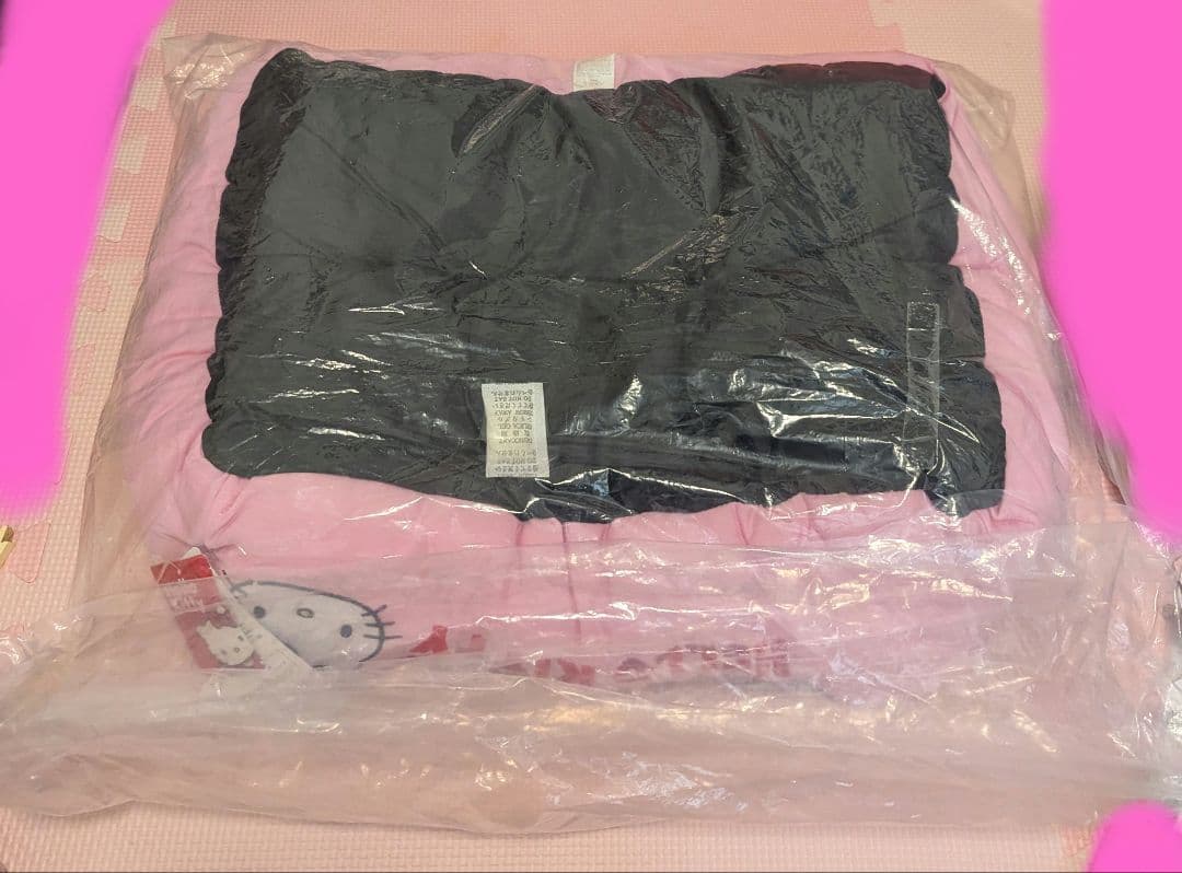 ペットパラダイス　スヌーピーリュック　キティちゃんペットベッド　他