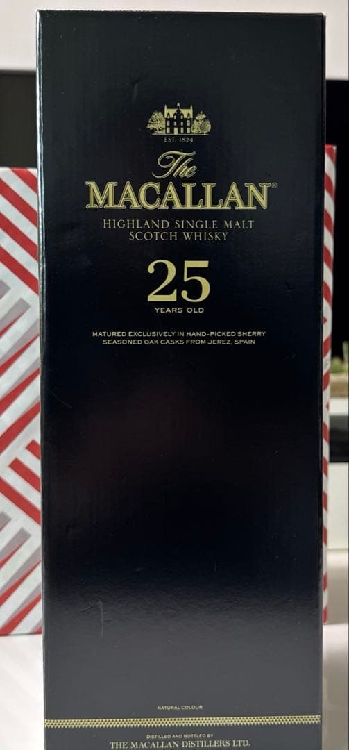 The Macallan 25年 ハイランドシングルモルトウイスキー