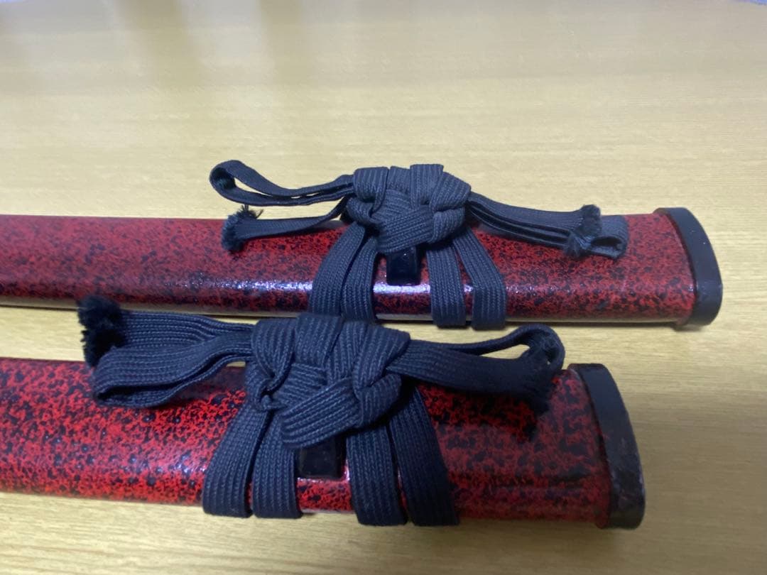 【値下げ】美術刀　赤石目セット　台座付き　模造刀