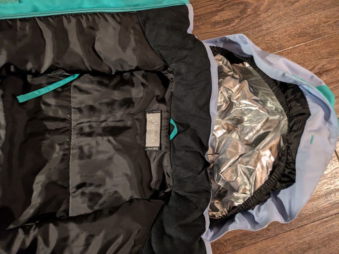 フェニックス！子ども用スキーウェア フード付き ターコイズ