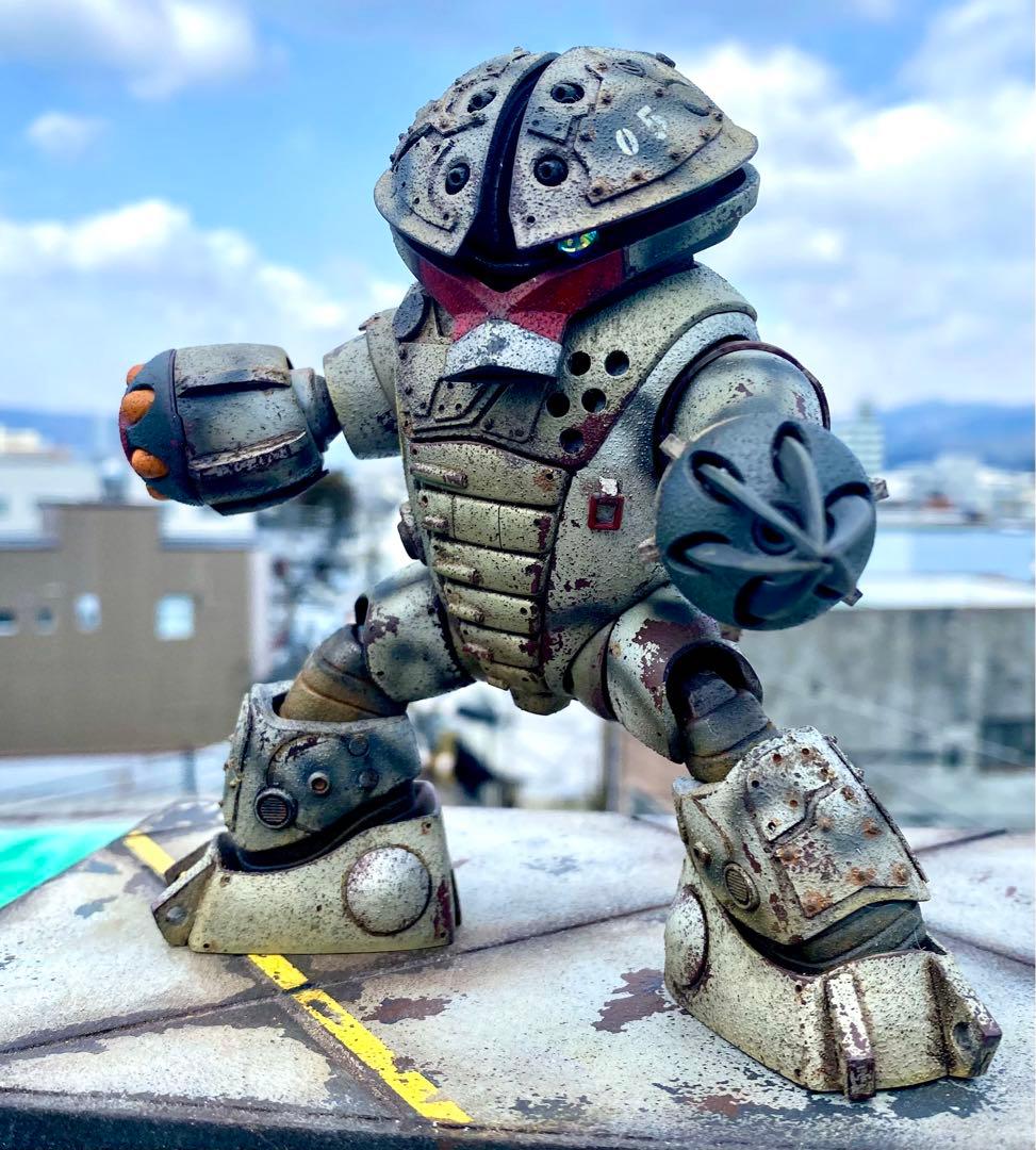 ガンプラ HGUC 1/144 MSM-04 アッガイ 都市迷彩 完成品