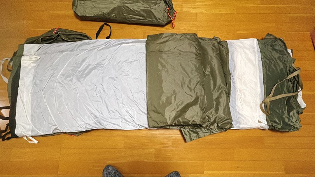 コールマン　タフスクリーン　2ルームハウス　オリーブ/サンド　Coleman