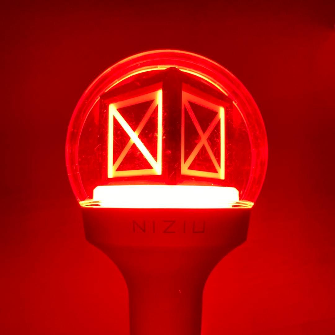 JYP NiziU 公式 ペンライト 動作確認済み