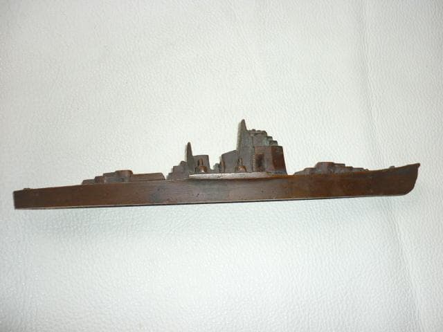 ◆1936年◆昭和十一年特別大演習観艦式記念 横須賀海軍工廠造機部製 軍艦文鎮