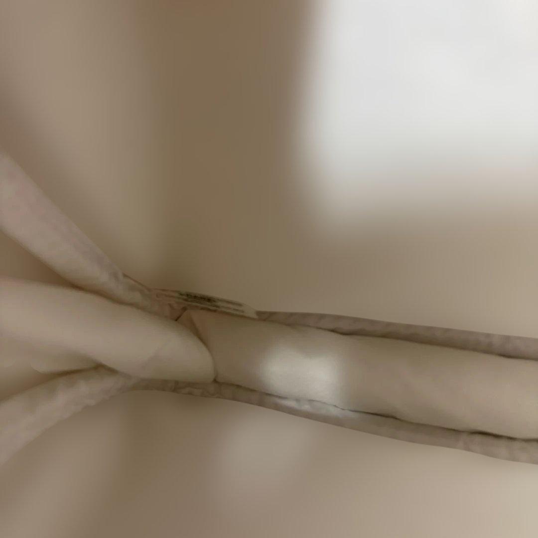 ひ*ん様 CHANEL ルブランHLCキット ホワイト ベロアポーチ