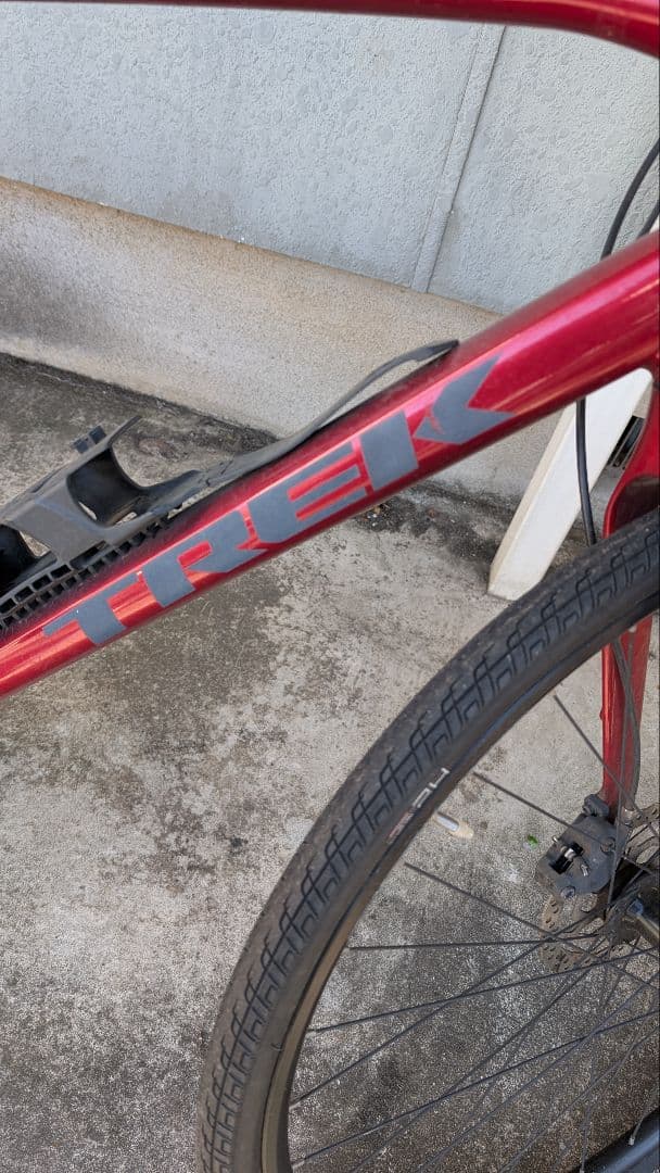 Trek 赤 クロスバイク Lサイズ