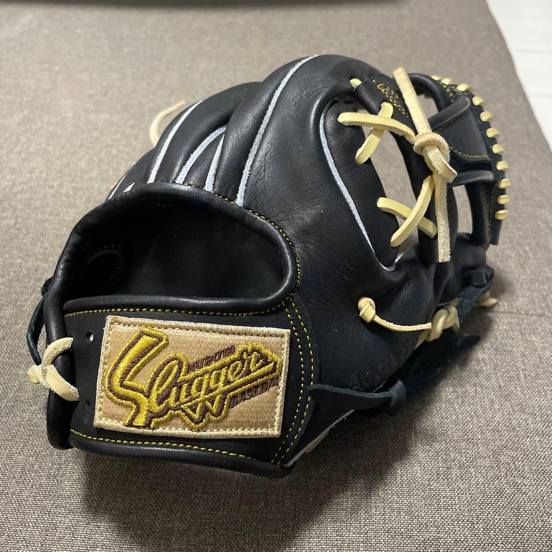 Slugger 軟式グローブ 黒/ベージュ