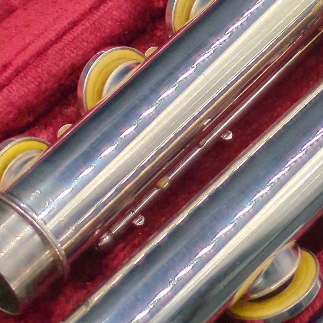 フルート　調整済　美品　ヤマハ　YFL211S（Eメカ、銀メッキ仕様）