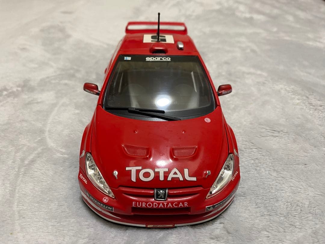 ミニカー Maisto PEUGEOT 307 WRC 1/18