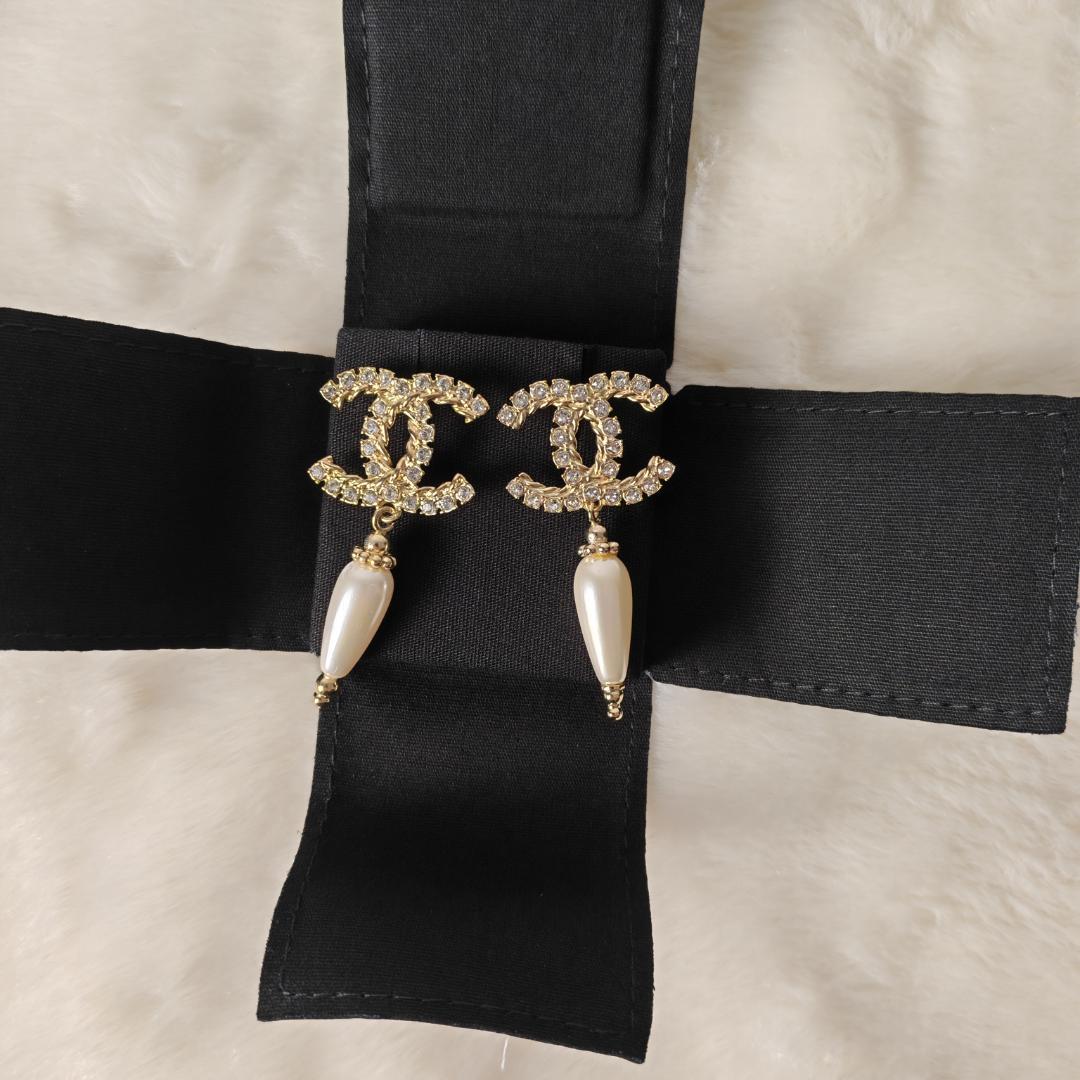 【美品】シャネルCCピアス