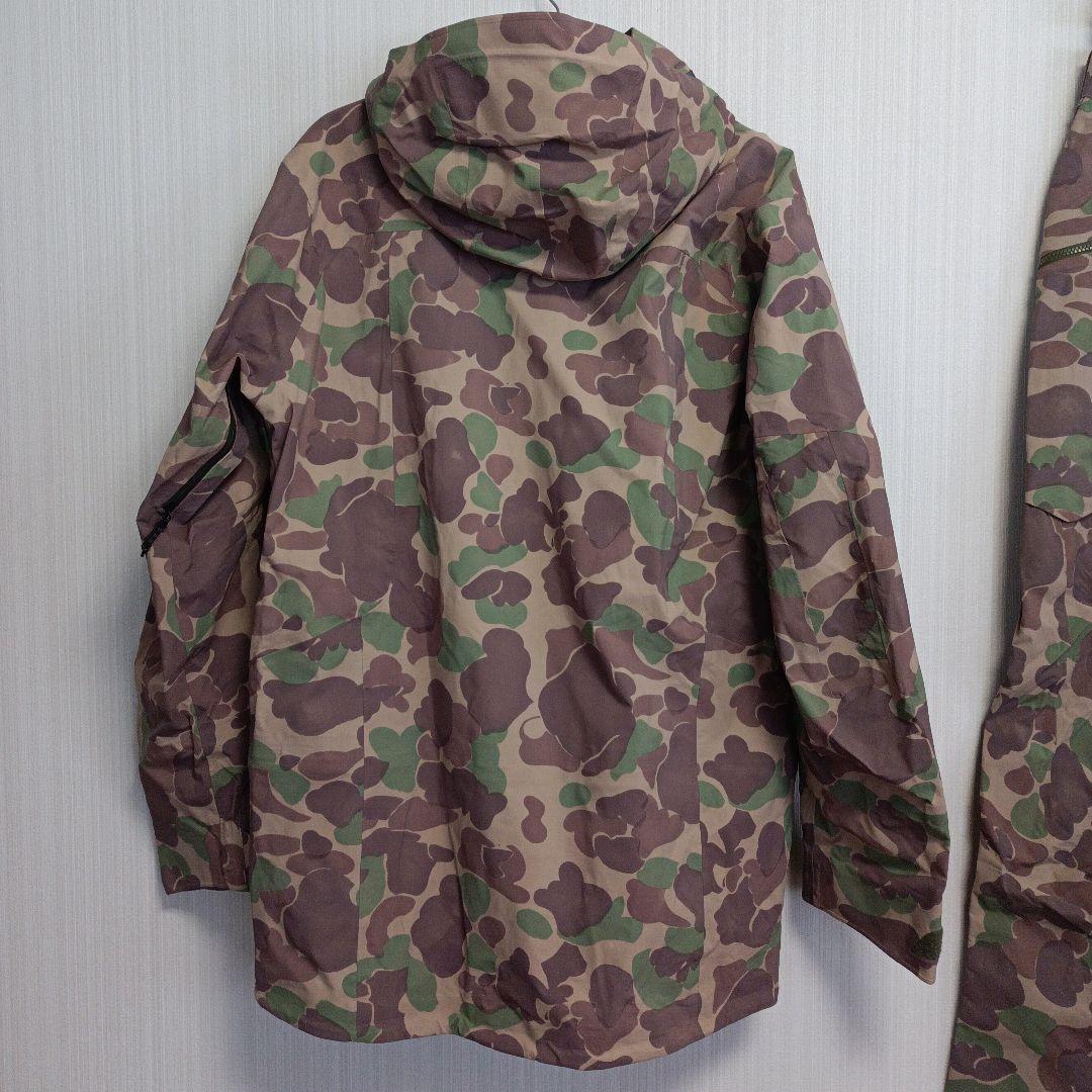 BURTON　AK 3L HOVER　カモフラ　上下　L