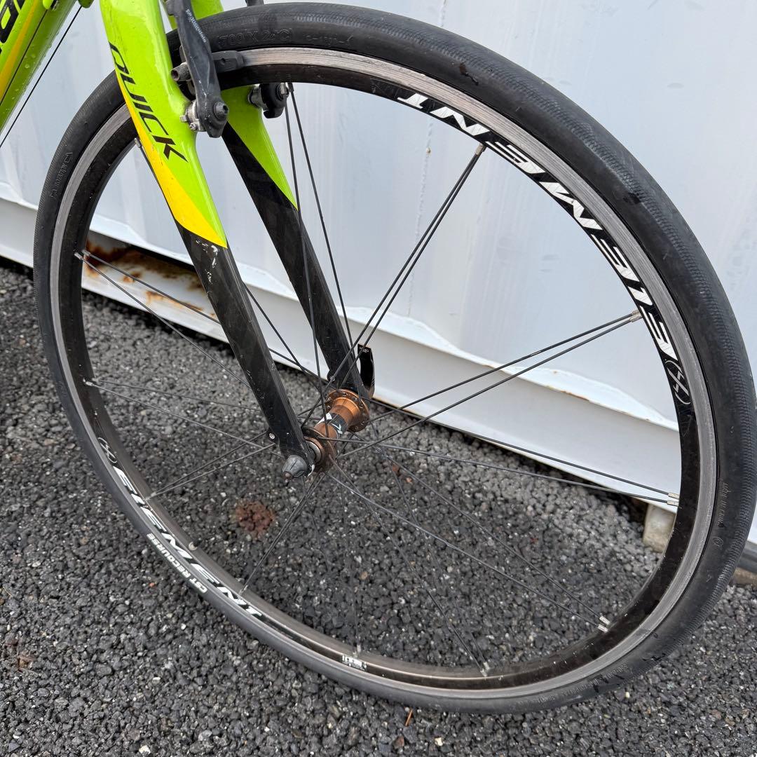 クロスバイク QUICK4 身長165-175cm 定価8.3万円