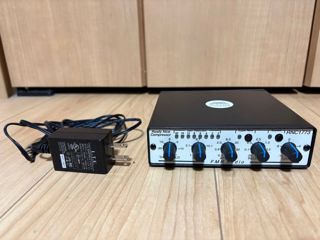 FMR AUDIO RNC1773 with Hi-Z Input ベースコンプ