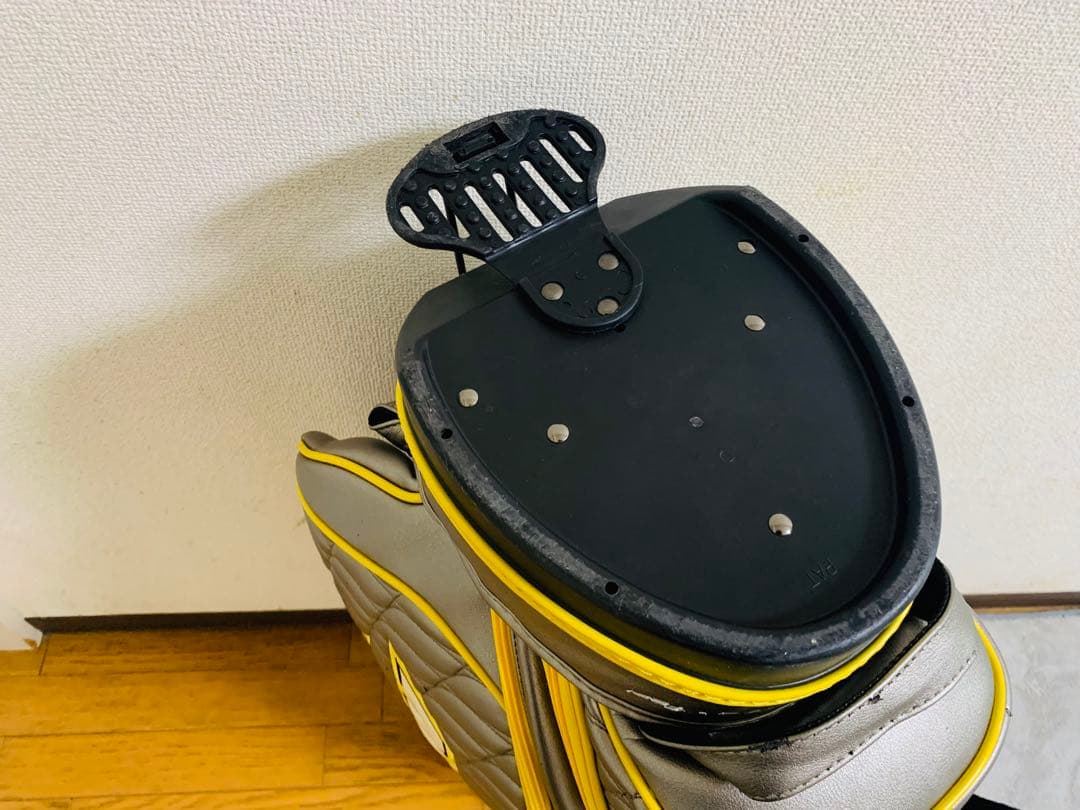 【入手困難数量限定品】アッタスATTASゴルフバッグ グレー/イエロー