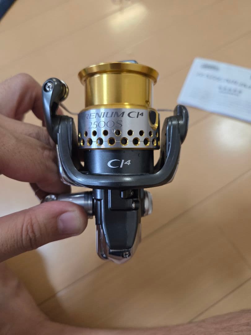 シマノ レアニウムC14 2500S スピニングリール