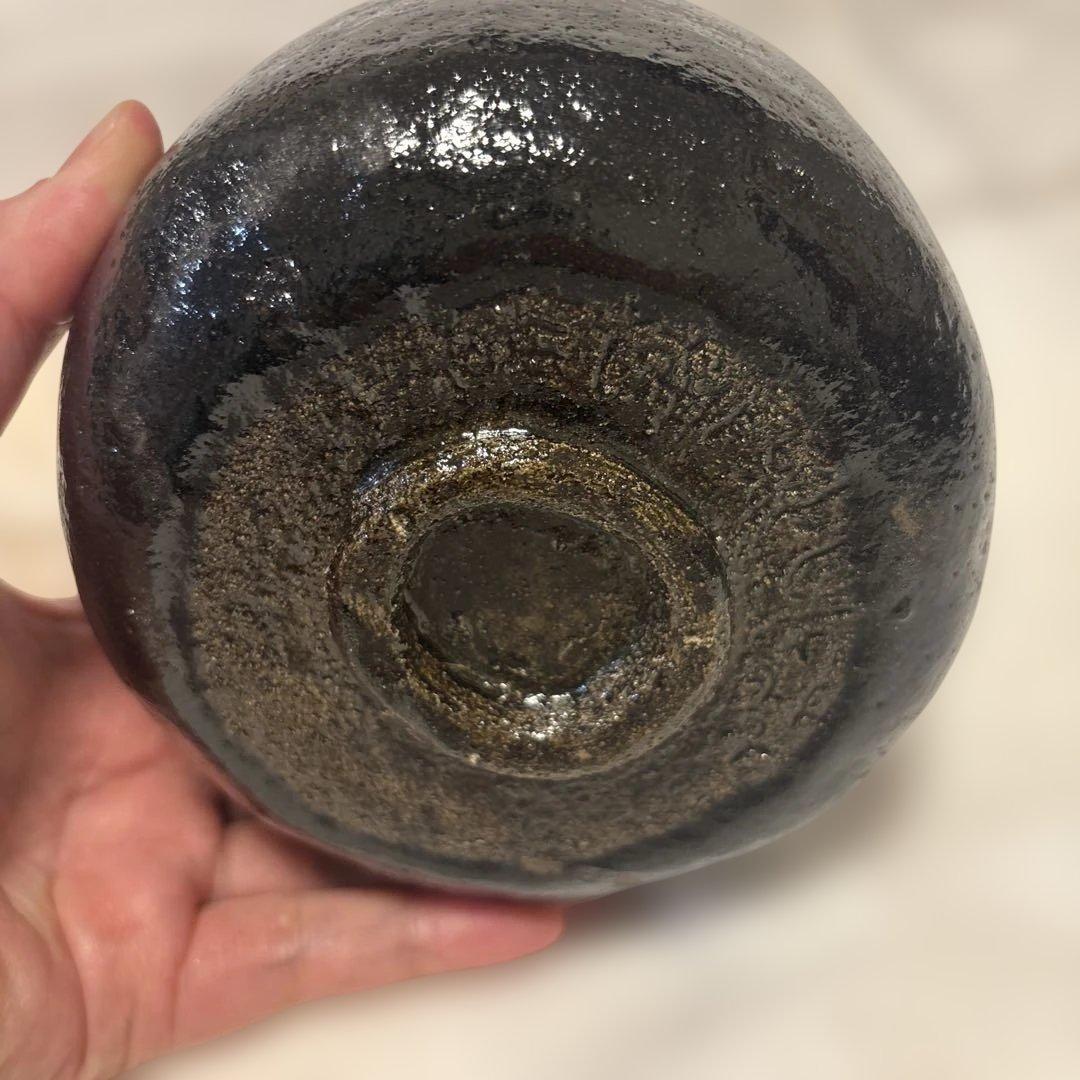 【良品】黒楽茶碗 共箱付 手捏ね 低めの腰 茶道具（詳細不明）宗達　㐂寿　茶器