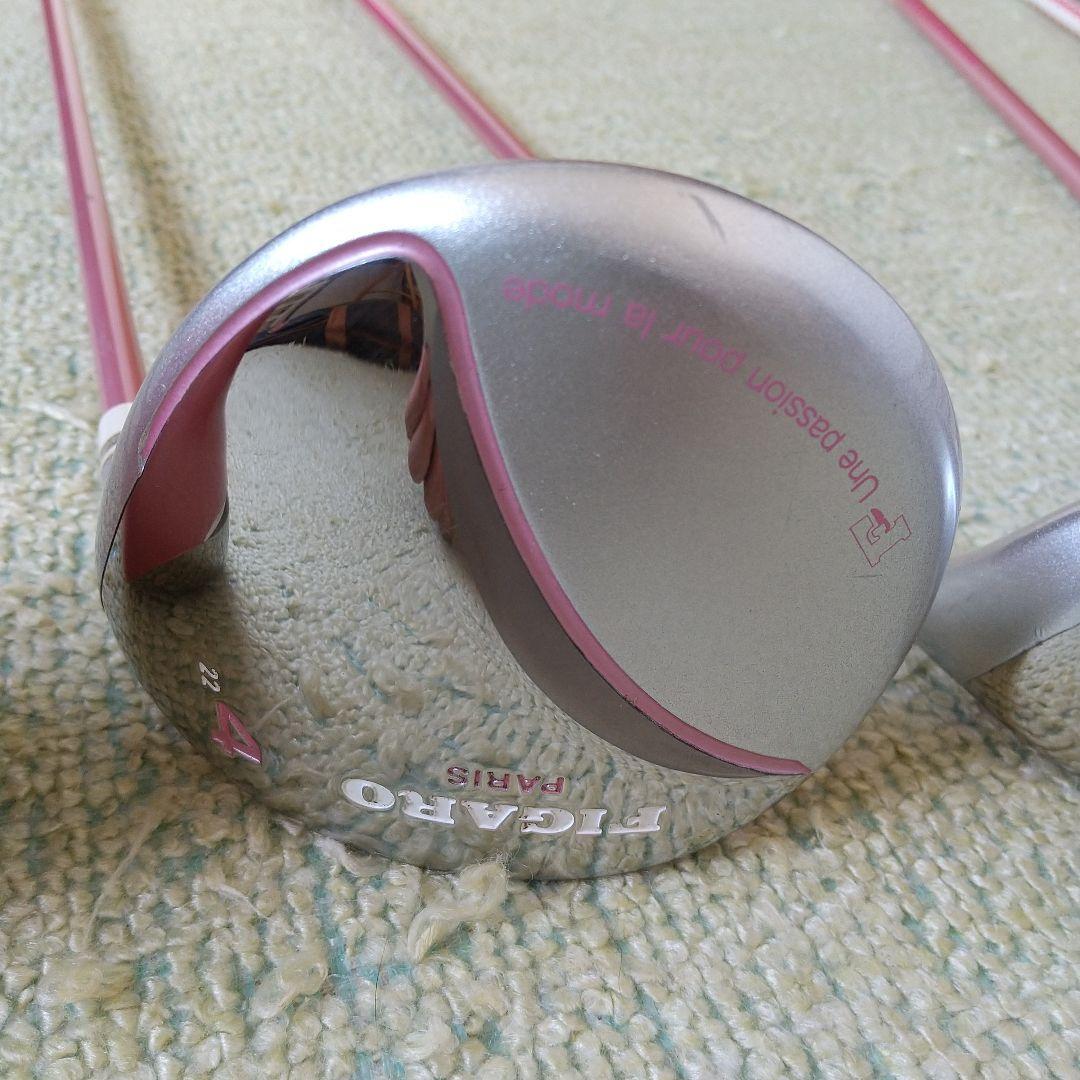 FIGAROレディース ゴルフクラブとトラサルディゴルフバック