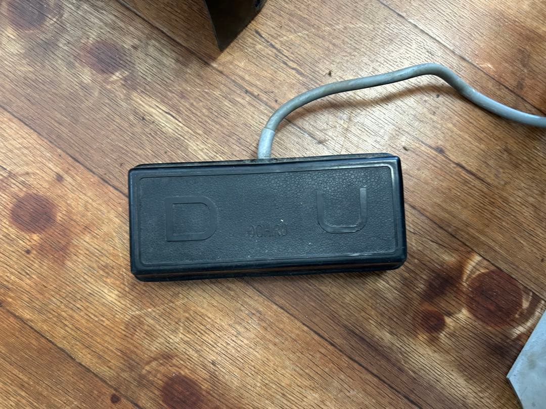 黒 スタイリングチェアとシャンプー台セット