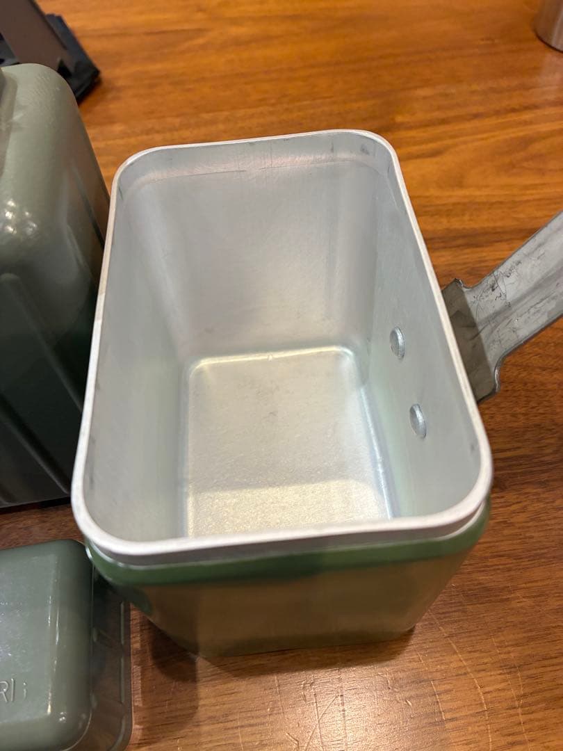 バーゴ、エバニュー、ユーゴスラビアのメスキット、軍幕野営セット‼️