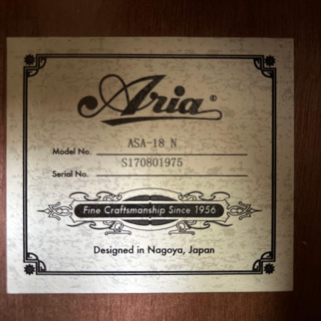 ARIA ASA-18N ミニギター ケース/カポ/ピック/チューナー付き