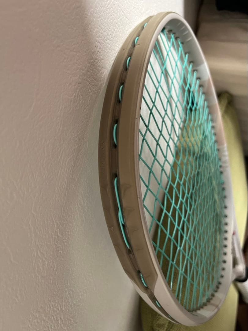 【匿名配送】ヨネックステニス硬式ラケット ブイコア100L07VC100L