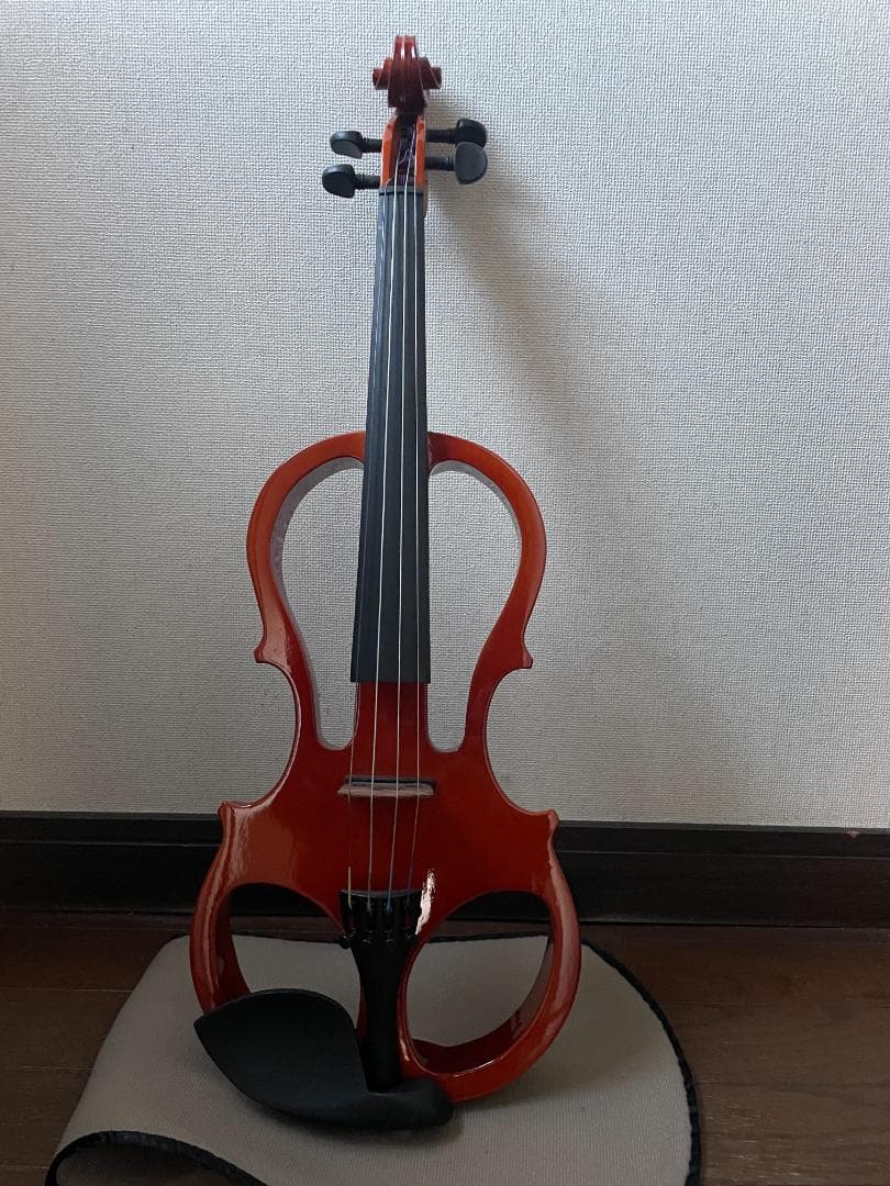 エレキバイオリン　４／４サイズ