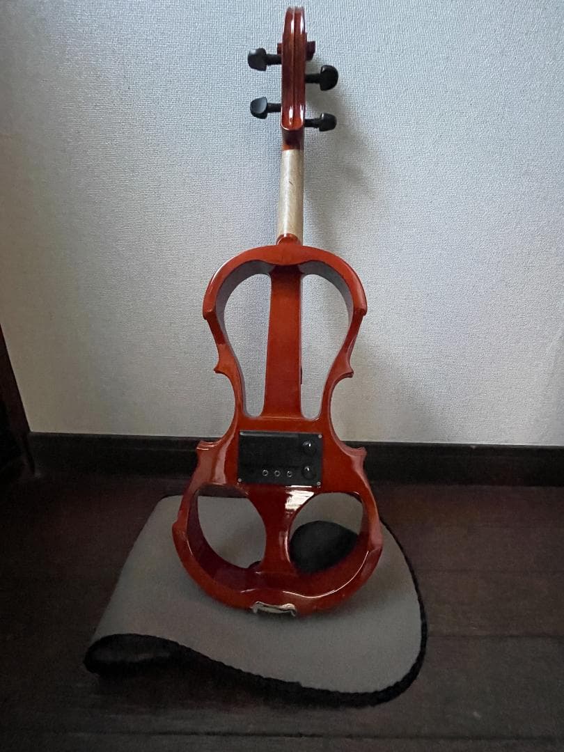 エレキバイオリン　４／４サイズ