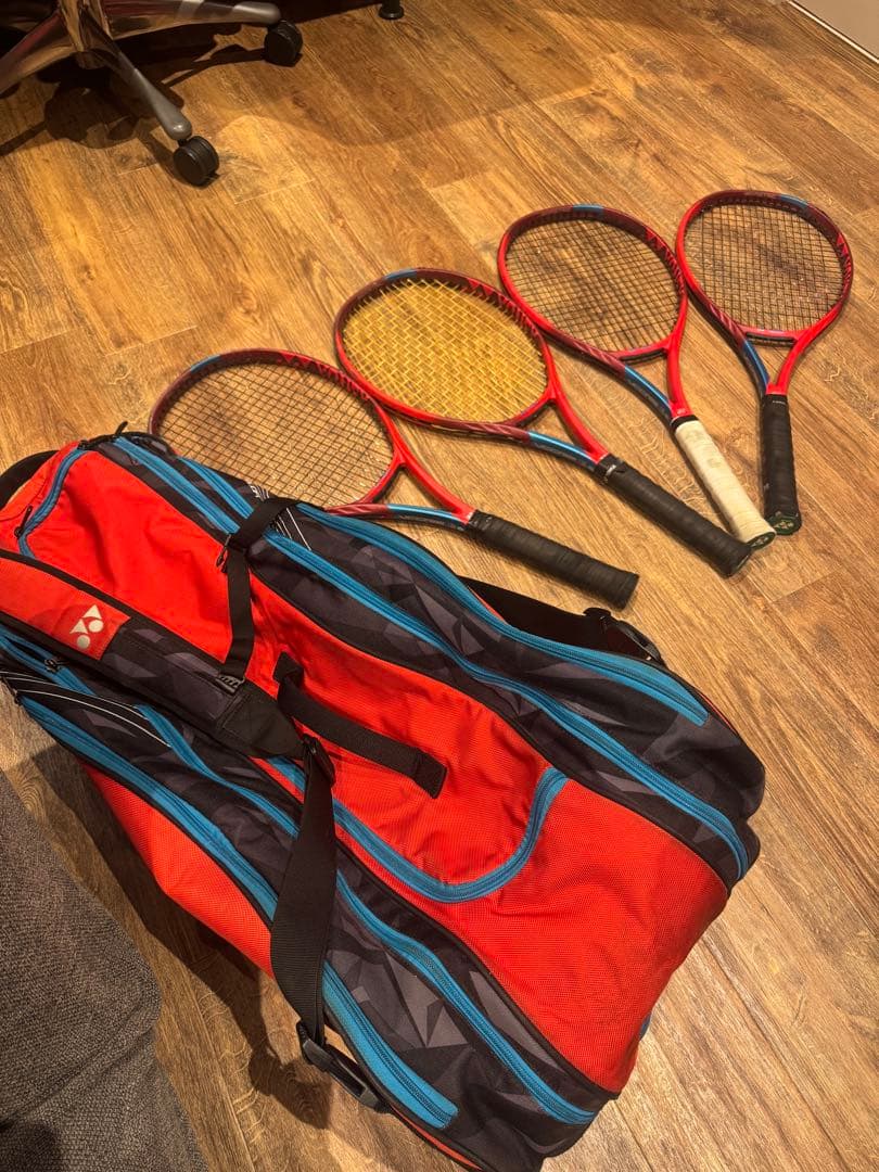 YONEX ラケットバッグ V core 4本付き