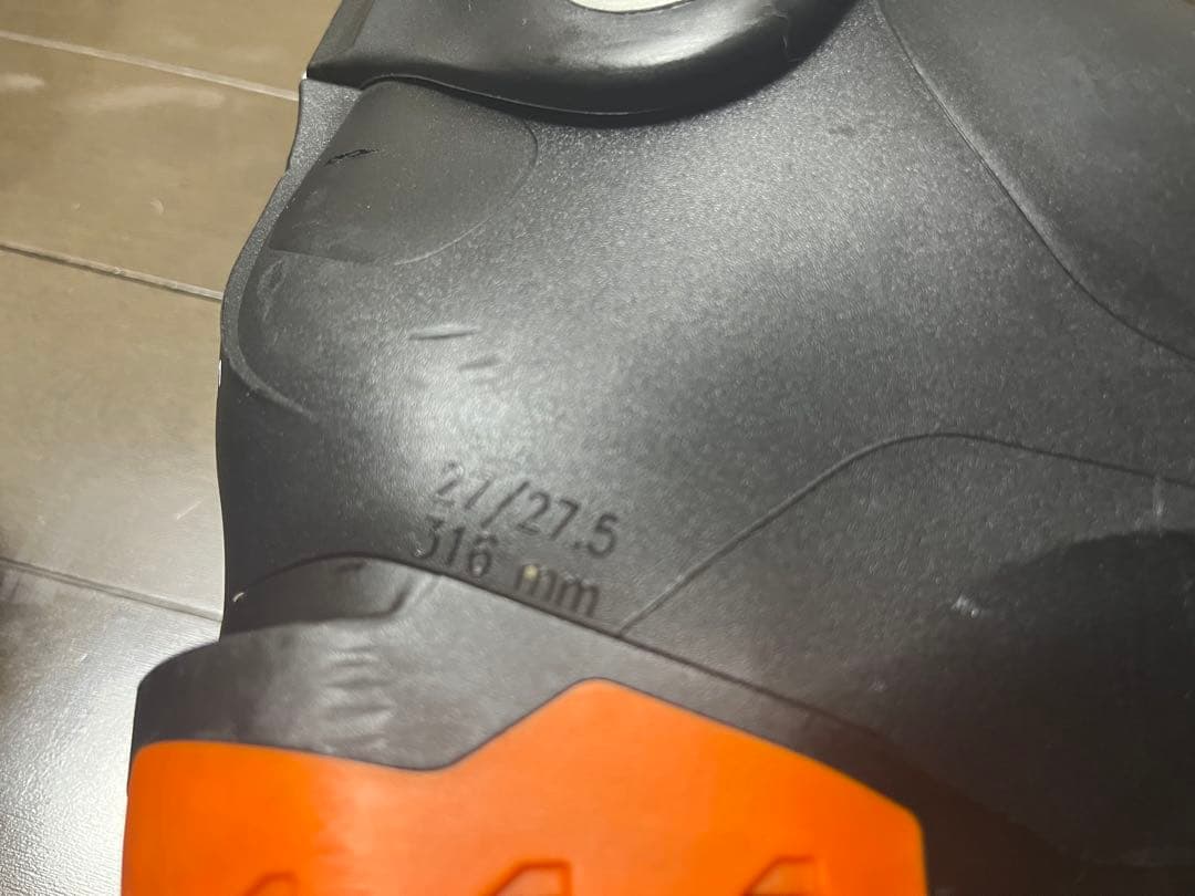 Salomon nyx 90 スキー ブーツ