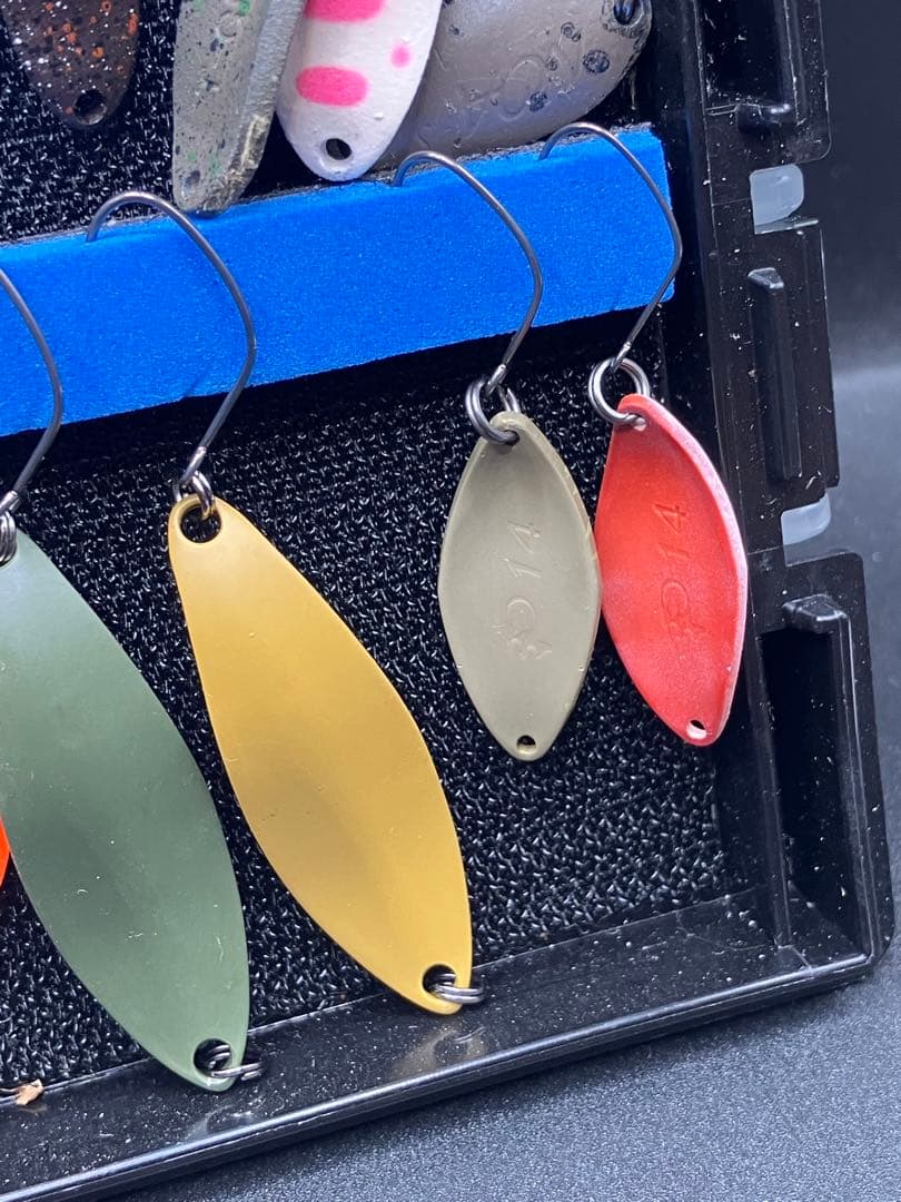 hh289 エリアトラウト　スプーン40枚セット　ケース付き