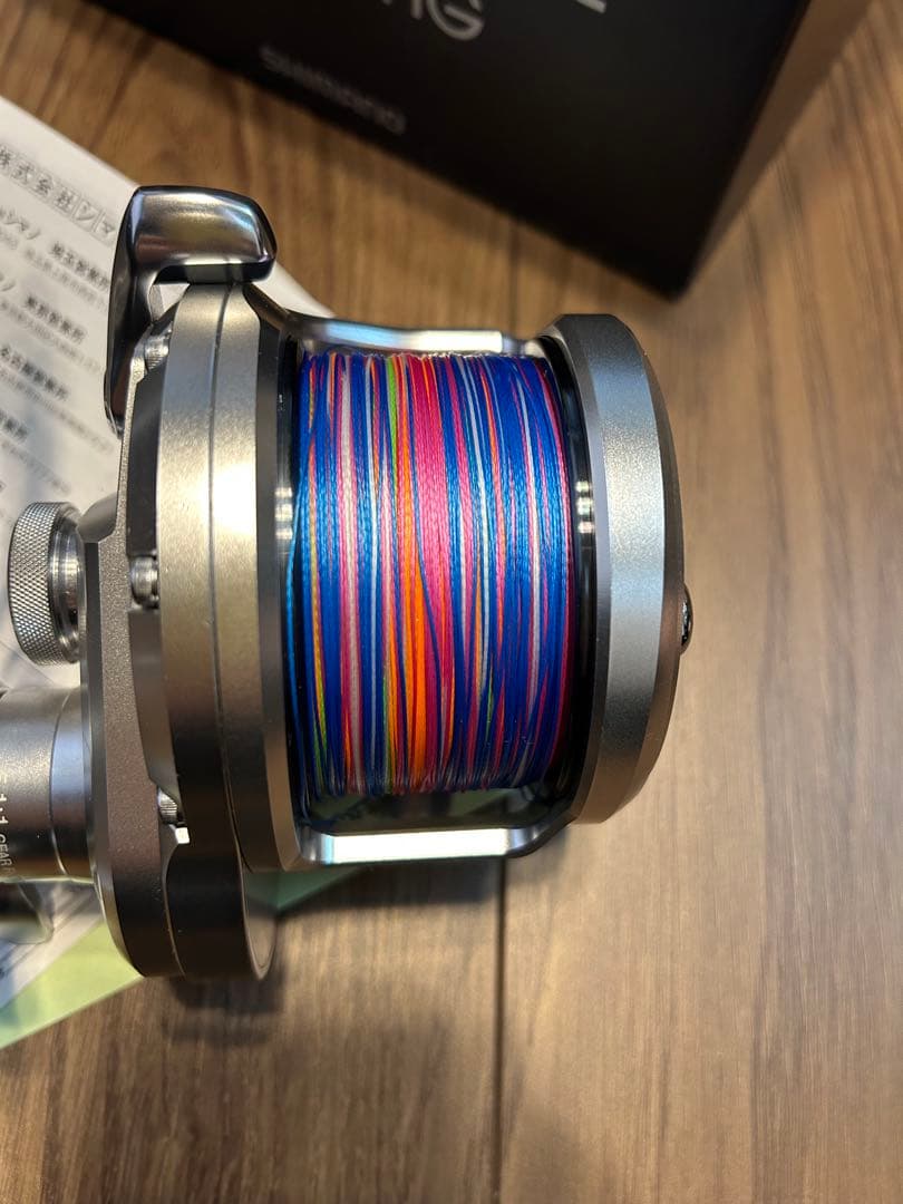 シマノ オシアジガー4000HG 純正スプール付き　ライン付き　新品