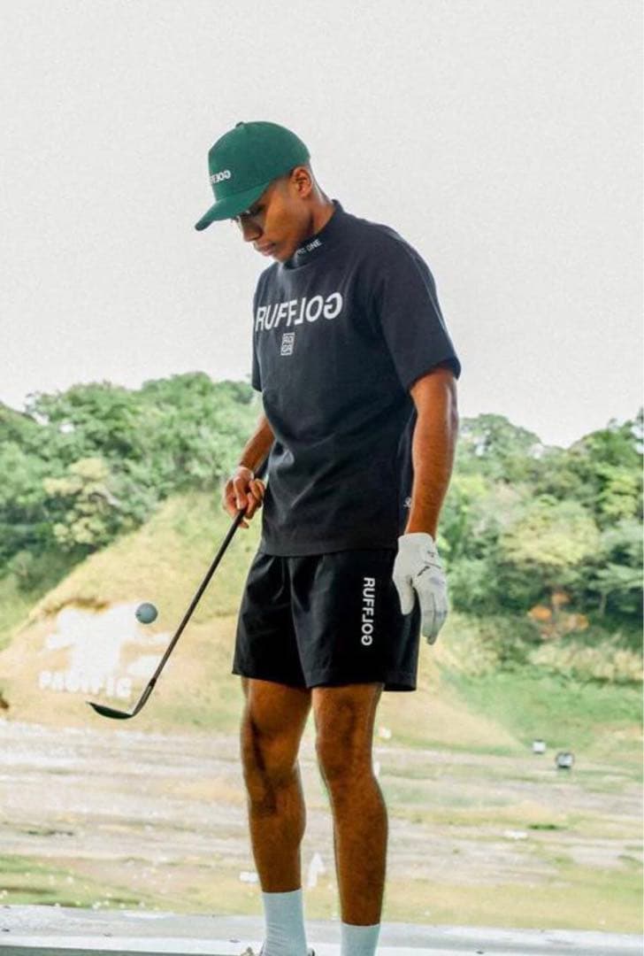 RUFFLOG モック　シャツと　ハーフパンツ　セットアップ　サイズM