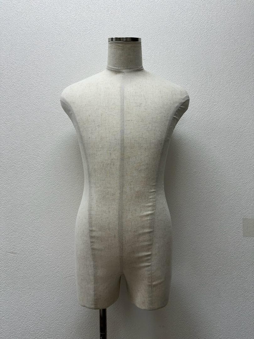 【期間限定】マネキン　白　アイボリー　トルソー　メンズ　ボディ　撮影