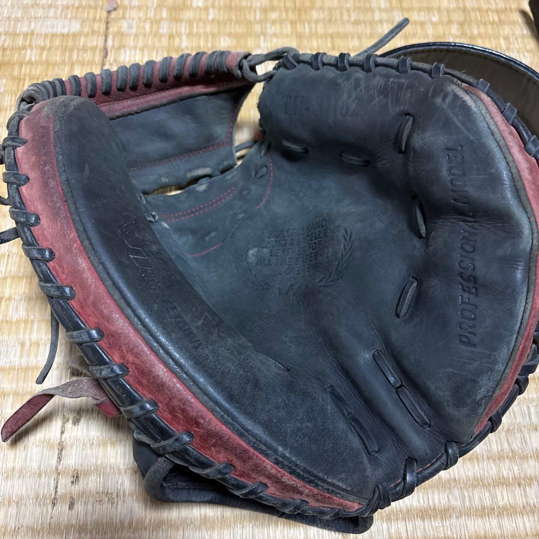 ハタケヤマキャッチャー用　甲斐モデル　軟式グローブ 黒/赤