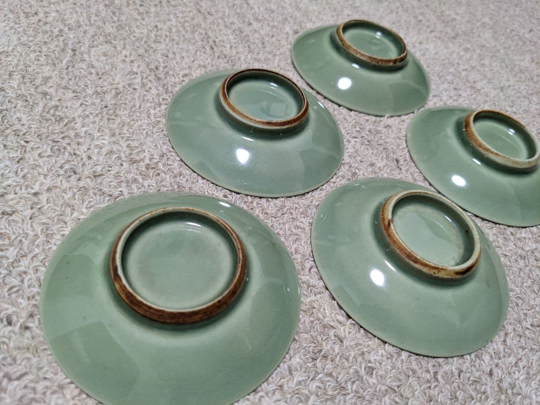 ♦希少 遺品少数！江戸時代 鍋島青磁 柿右衛門青磁 碁笥底 茶碗 茶托 骨董品