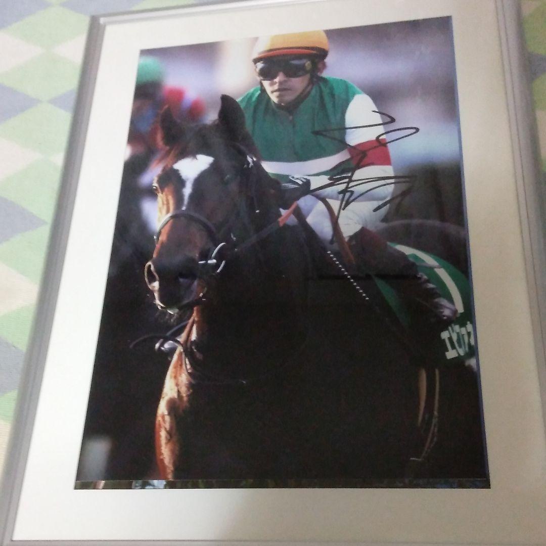 福永祐一騎手直筆サイン入り　エピファネイア　ガラスの額　非売品　1点物
