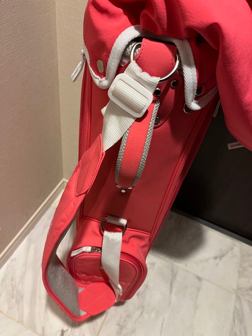 TAYLORMADE ピンク ゴルフバッグ