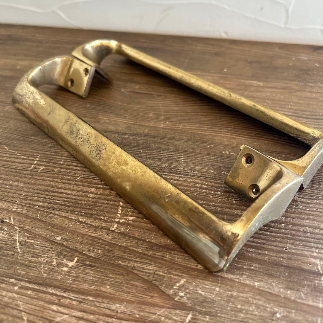 英国アンティーク　真鍮製ドアハンドル　2本ペア